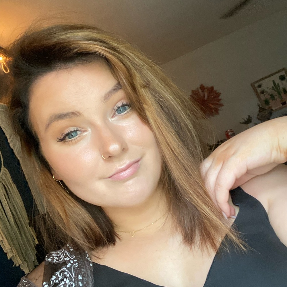Meet your Posher, Rebecca